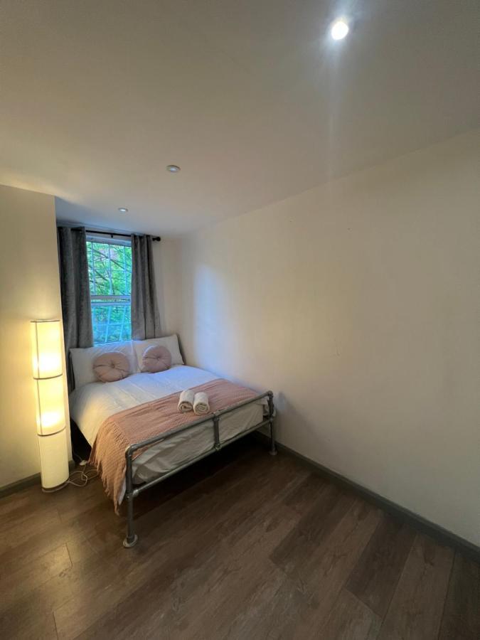 3 Bedroom Flat In King'S Cross, St Pancras'S. 2 Minutes To Euston. Londra Esterno foto