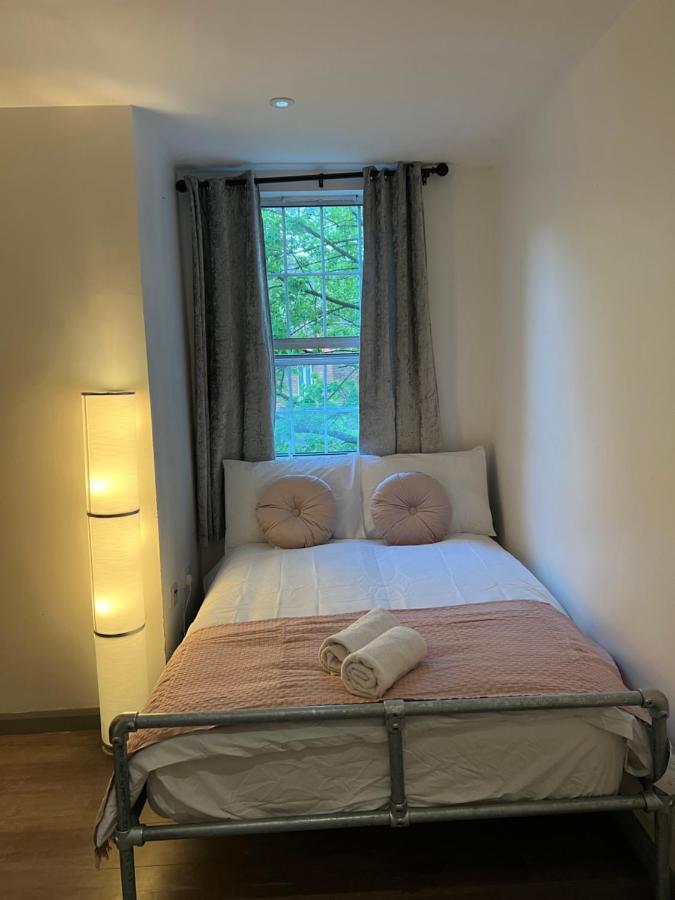 3 Bedroom Flat In King'S Cross, St Pancras'S. 2 Minutes To Euston. Londra Esterno foto