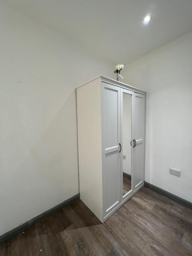3 Bedroom Flat In King'S Cross, St Pancras'S. 2 Minutes To Euston. Londra Esterno foto