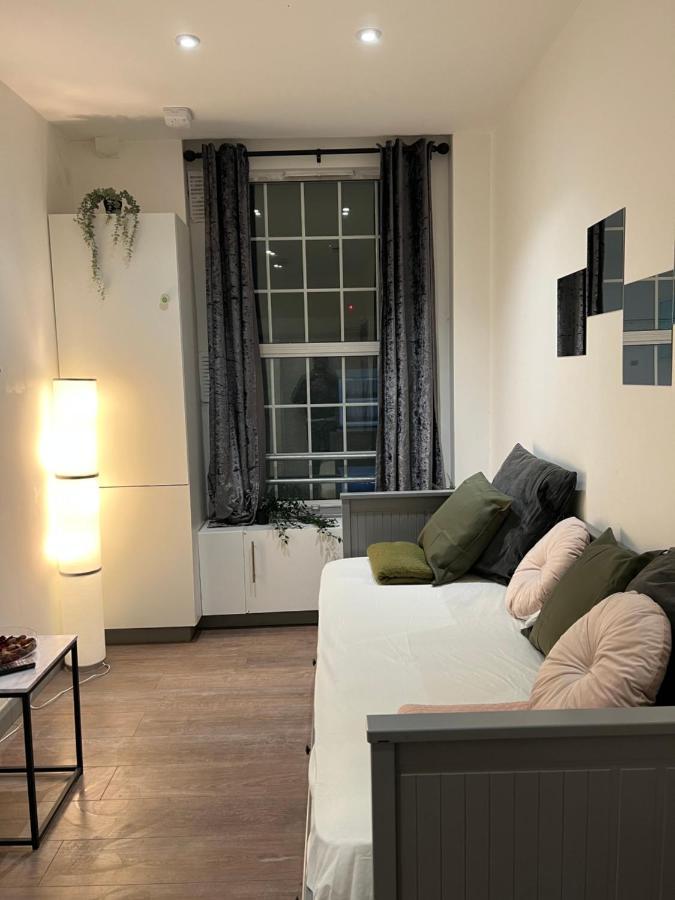 3 Bedroom Flat In King'S Cross, St Pancras'S. 2 Minutes To Euston. Londra Esterno foto