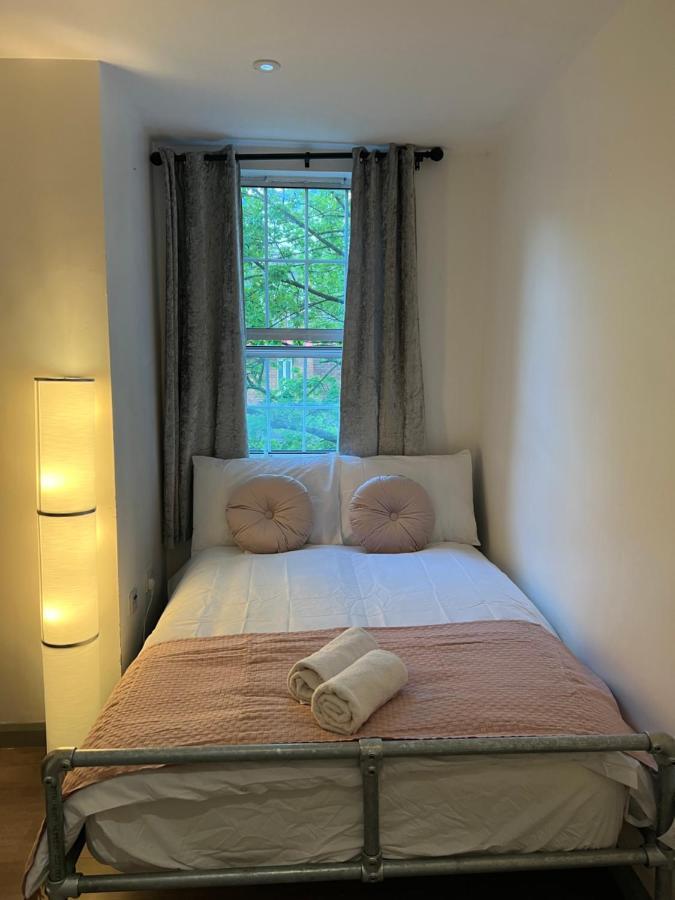 3 Bedroom Flat In King'S Cross, St Pancras'S. 2 Minutes To Euston. Londra Esterno foto