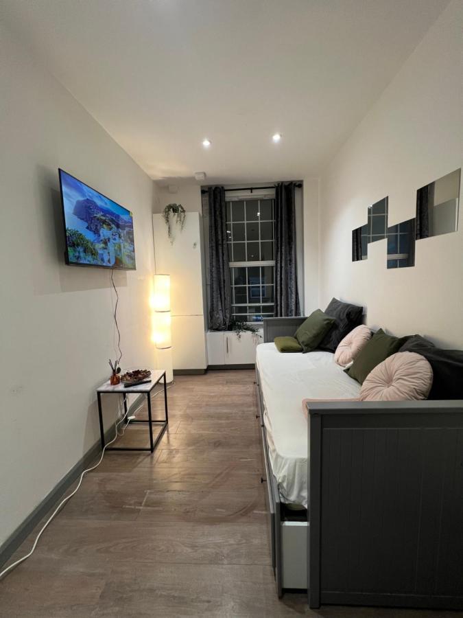 3 Bedroom Flat In King'S Cross, St Pancras'S. 2 Minutes To Euston. Londra Esterno foto
